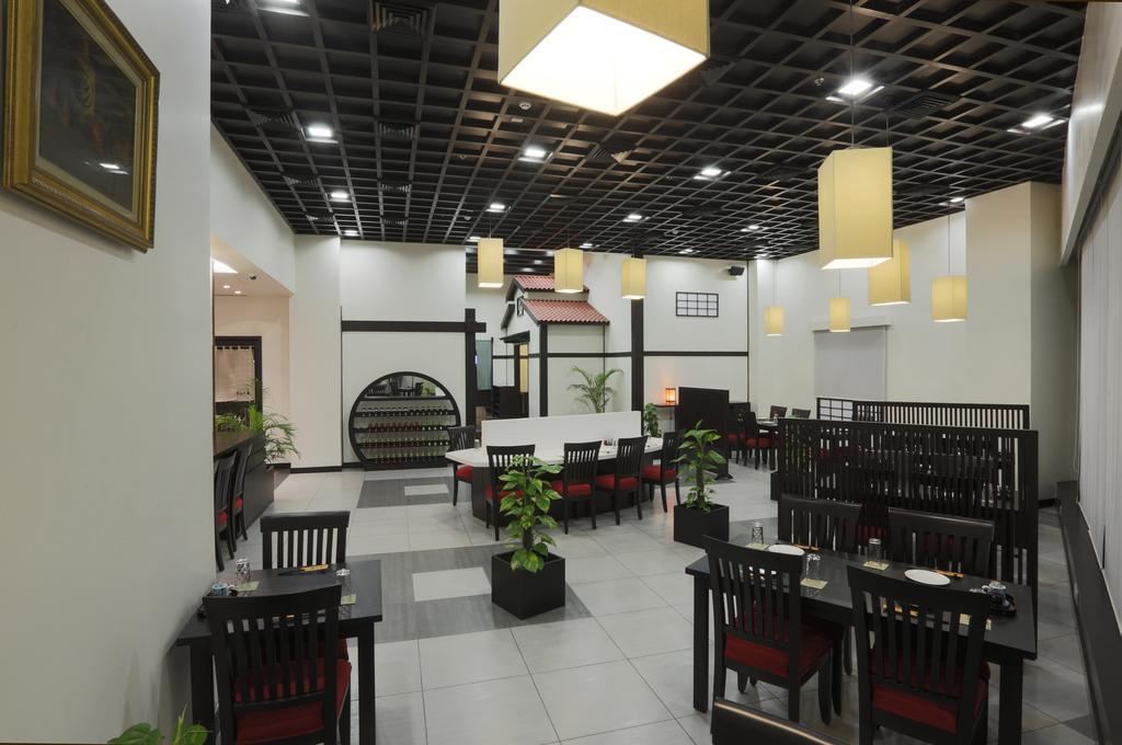 Galaxy Hotel & Spa Gurgaon Exterior photo