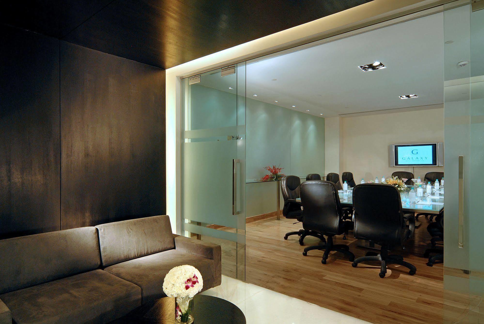 Galaxy Hotel & Spa Gurgaon Exterior photo