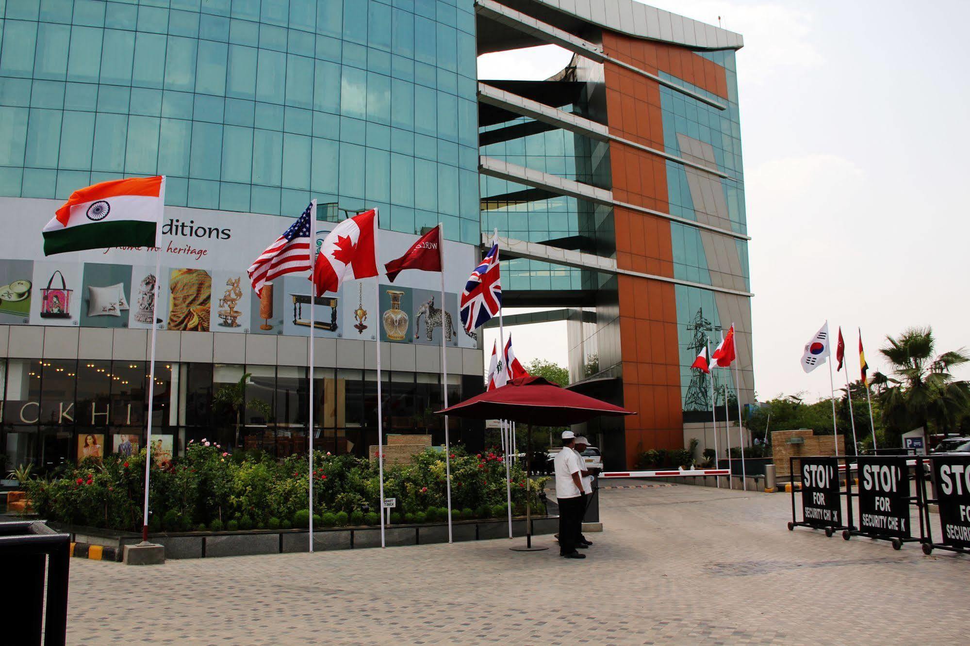 Galaxy Hotel & Spa Gurgaon Exterior photo